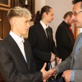 Absolventi Nerudovky vykročili do nové životní etapy