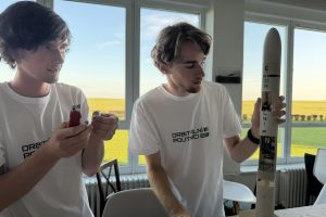 Studenti z Českých Budějovic míří ke hvězdám. Podpořili jsme raketový projekt mladých talentů